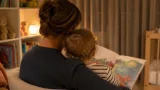 Mehr Eltern lesen Kindern regelmäßig vor: Vorlesemonitor zeigt Anstieg auf 77 Prozent