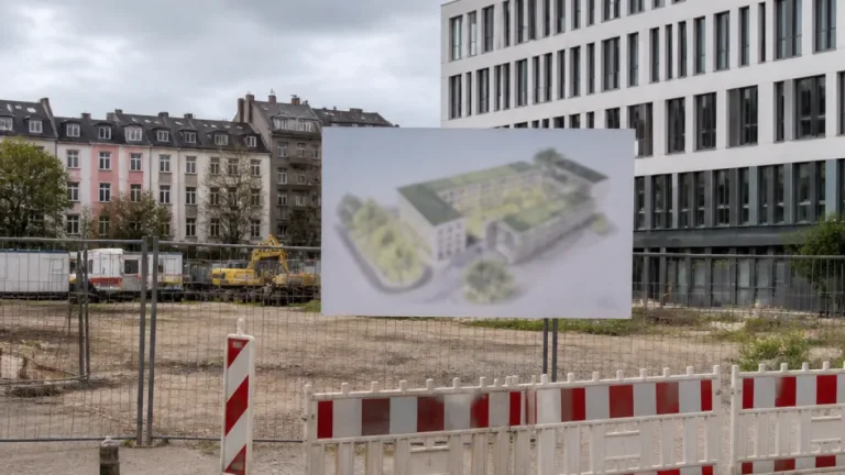 Neues Gymnasium an der Neusser Straße: Platz für über 800 Schülerinnen und Schüler geplant